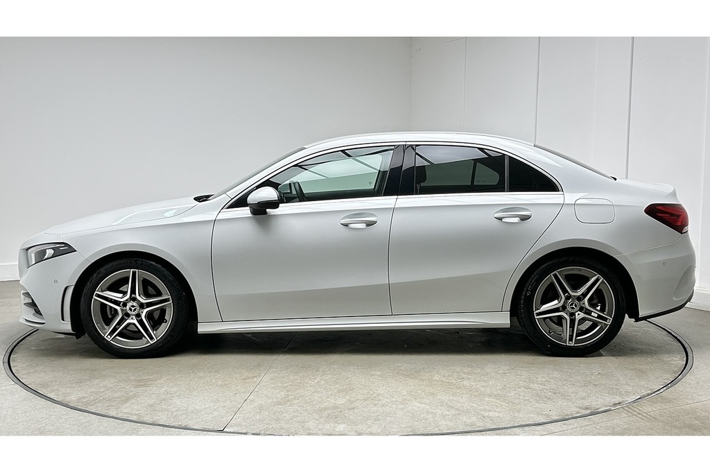 Mercedes-Benz A Class A200 Amg Line White #6