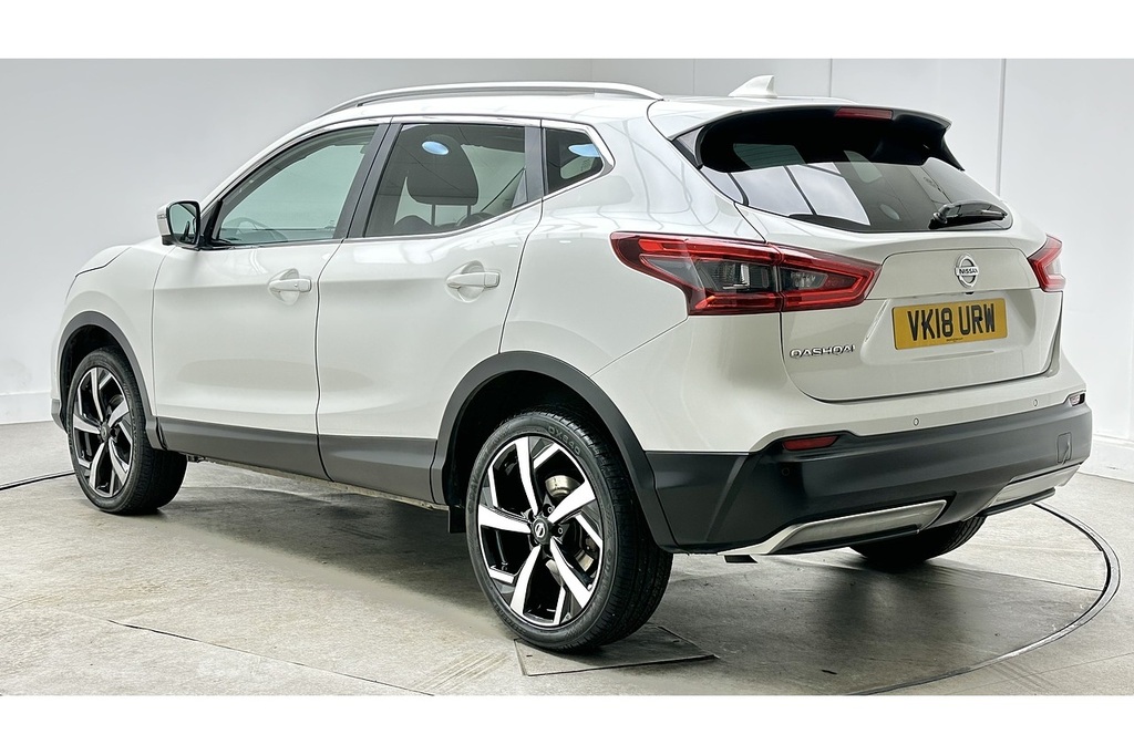 Nissan Qashqai Dci Tekna White #4