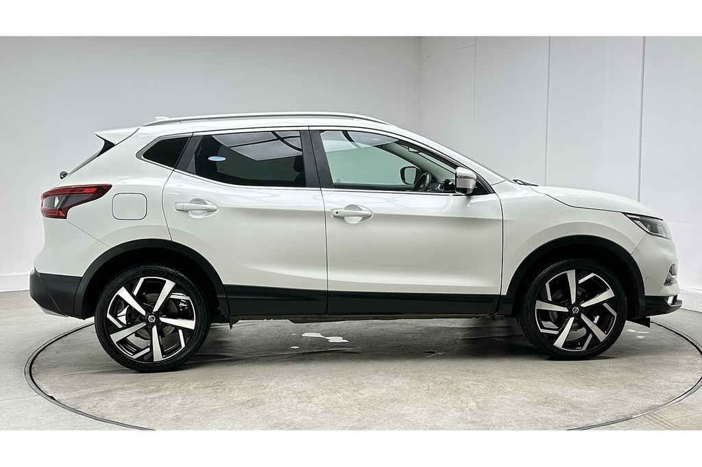 Nissan Qashqai Dci Tekna White #3