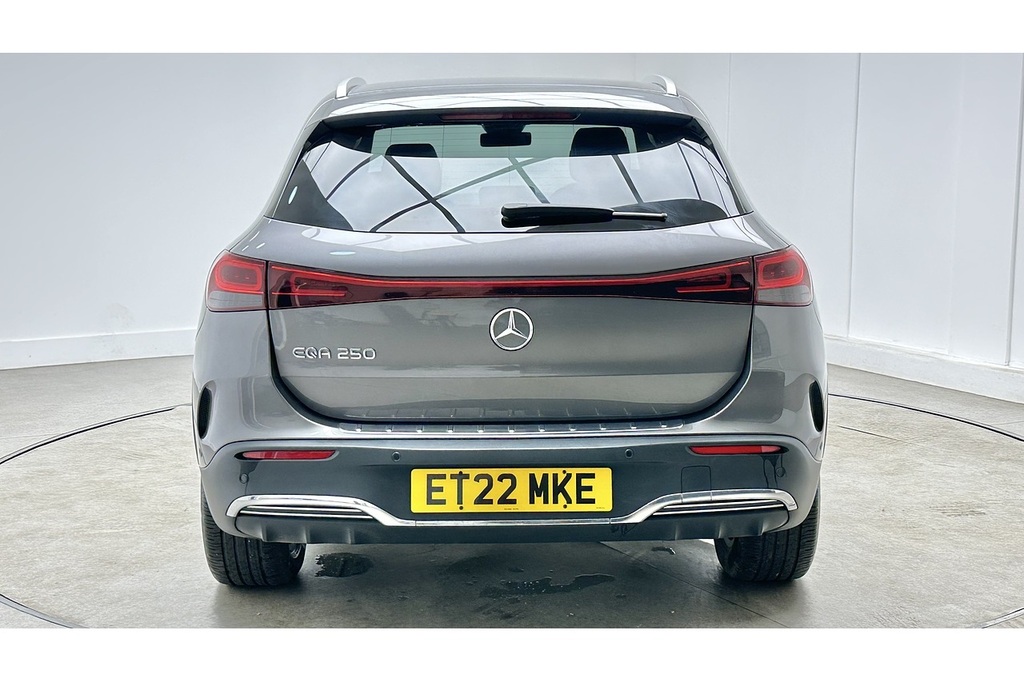 Mercedes-Benz EQA Eqa 300 66.5Kwh Amg Line Premium 4Matic  #9