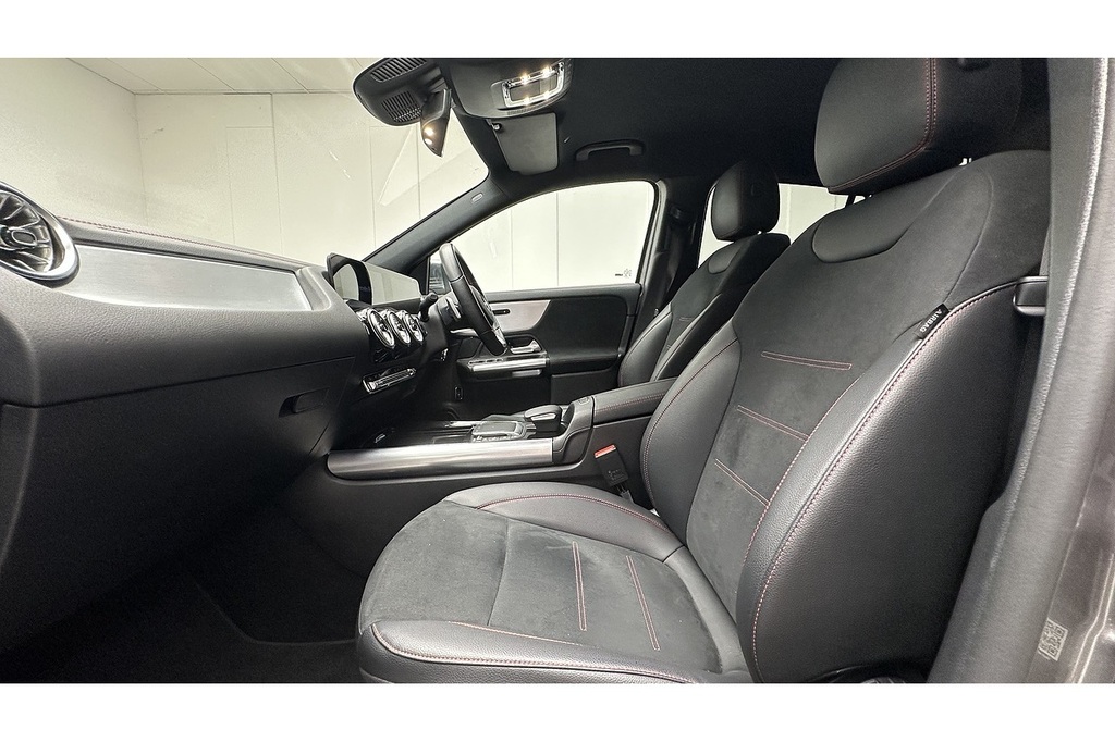 Mercedes-Benz EQA Eqa 300 66.5Kwh Amg Line Premium 4Matic  #19