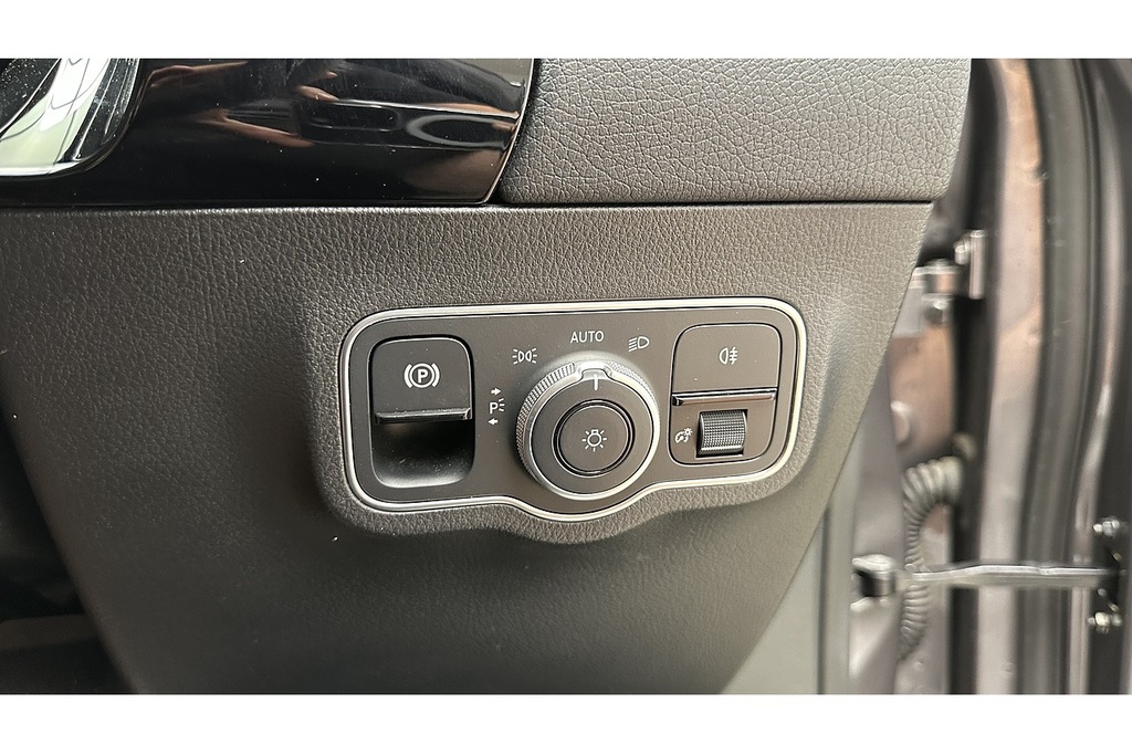 Mercedes-Benz EQA Eqa 300 66.5Kwh Amg Line Premium 4Matic  #33