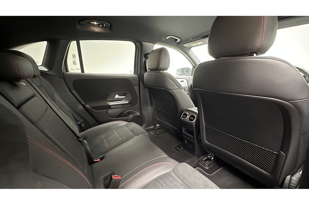 Mercedes-Benz EQA Eqa 300 66.5Kwh Amg Line Premium 4Matic  #24