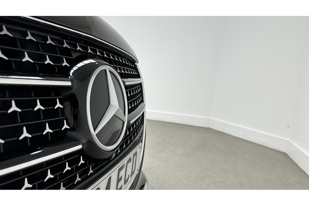 Mercedes-Benz V Class V 300 D Amg Grey #13