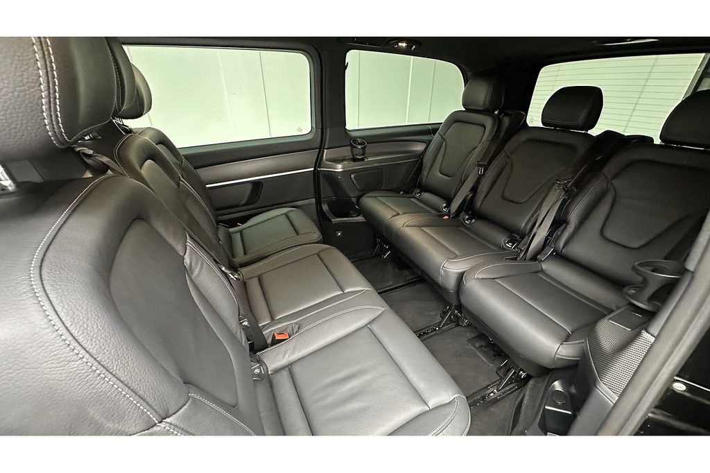 Mercedes-Benz V Class V 300 D Amg Grey #16