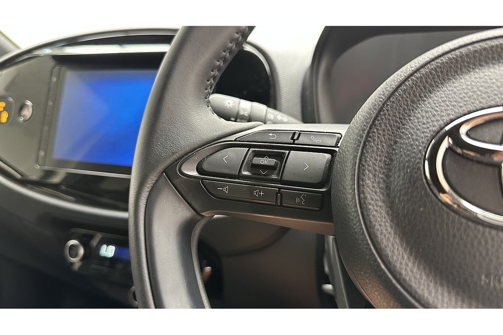 Toyota Aygo X Edge #30