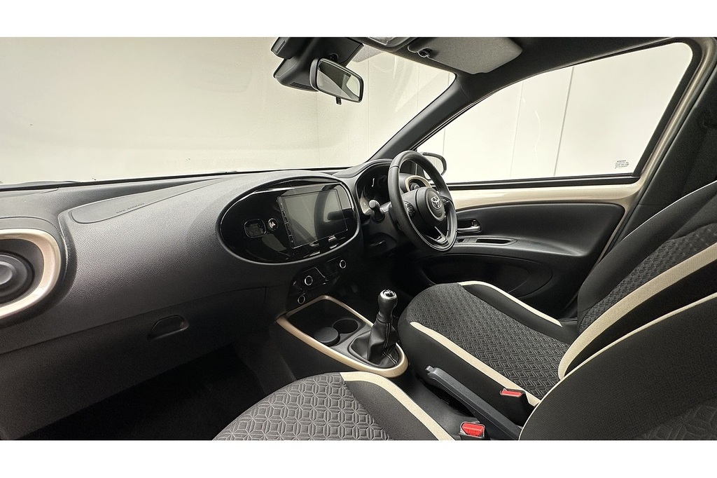 Toyota Aygo X Edge #17
