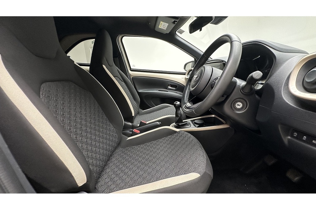 Toyota Aygo X Edge #22