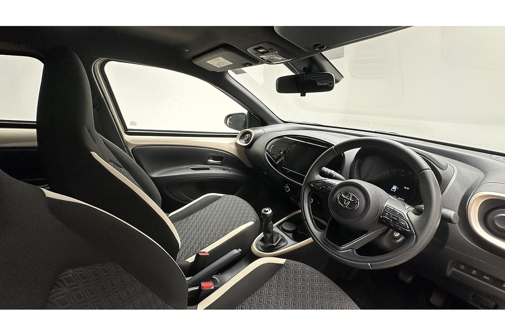 Toyota Aygo X Edge #23