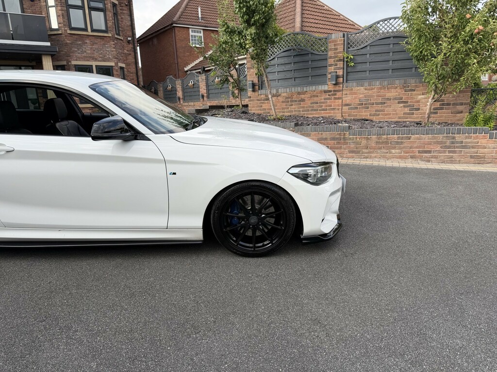 BMW 1 Series Hatchback 3.0 M140i Shadow Edition 3-Door 201919 WV19OCA White #6