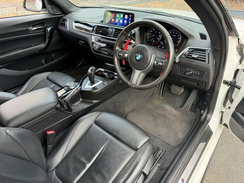 BMW 1 Series Hatchback 3.0 M140i Shadow Edition 3-Door 201919 WV19OCA White #4
