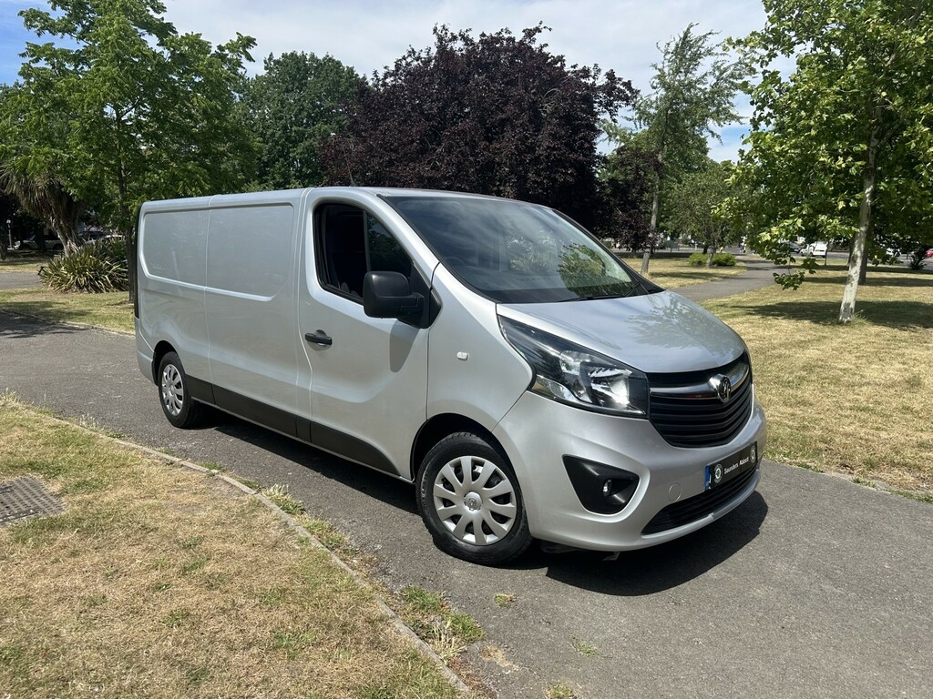Vauxhall Vivaro Panel Van 1.6 Cdti 2900 Sportive 201919 Silver