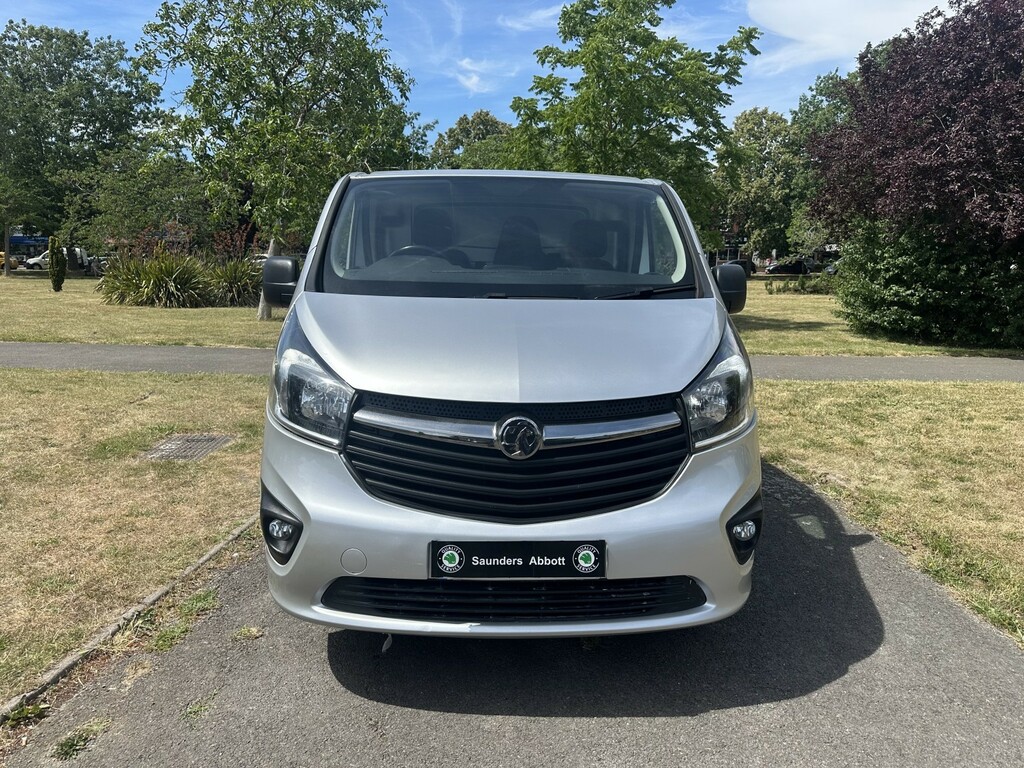 Vauxhall Vivaro Panel Van 1.6 Cdti 2900 Sportive 201919 FD19XRT Silver #2