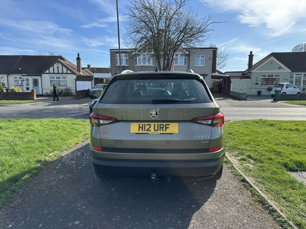 Skoda Kodiaq 1.4 Tsi Act Edition Green #5