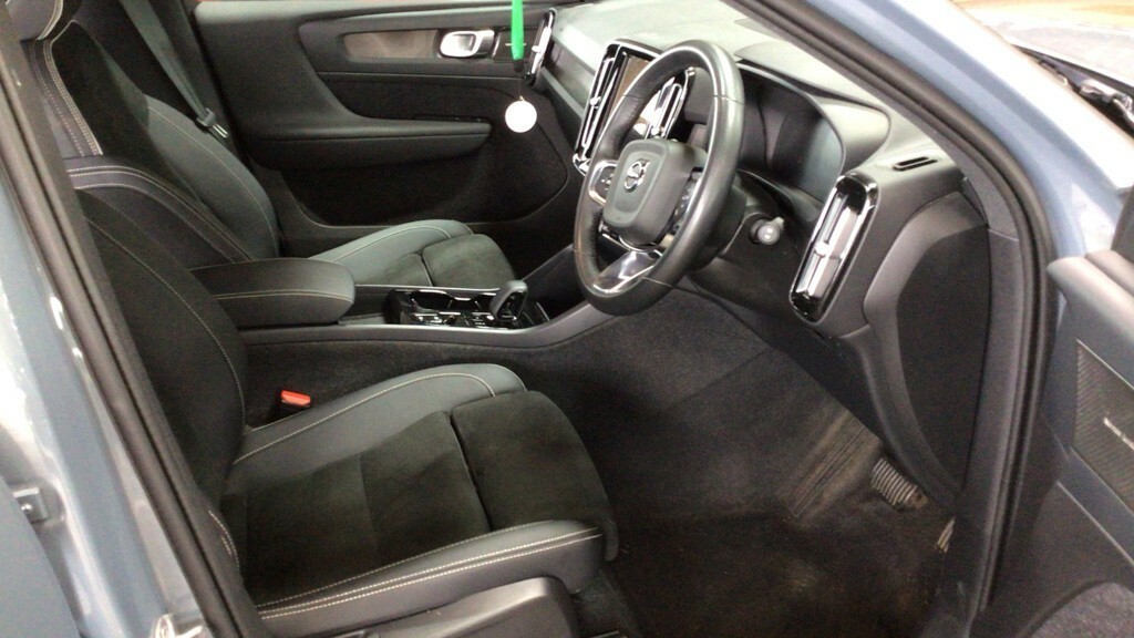 Volvo XC40 1.5 Ultimate Dark T5 262 Hp Grey #3