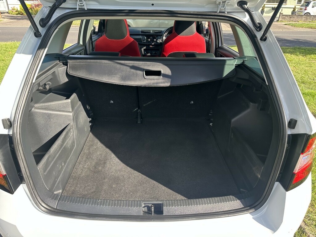 Skoda Fabia Fabia Colour Edition Tsi Blue #9