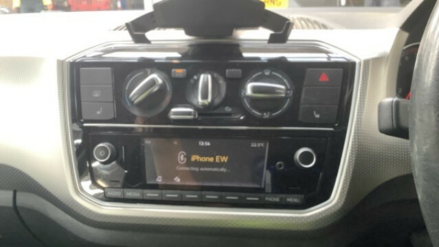 Volkswagen Up 1.0 High Up Black #5