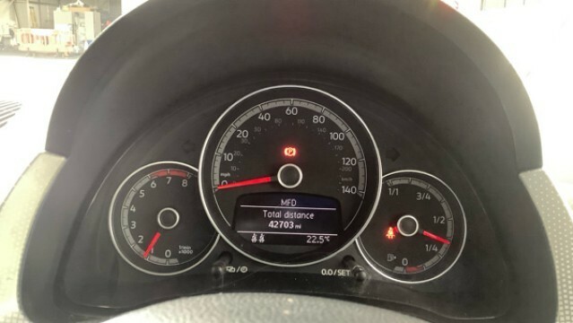 Volkswagen Up 1.0 High Up Black #4