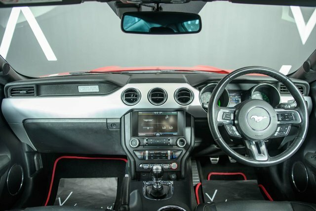 Ford Mustang 2016 5.0 V8 Gt Fastback Euro 6 Red