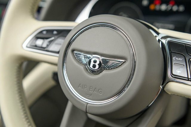 Bentley Bentayga 3.0 V6 Hybrid Mulliner Driving Spec Grey #37