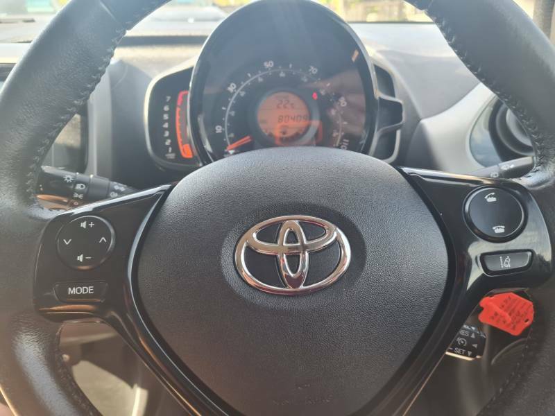 Toyota Aygo 1.0 Vvt-i X-play Tss - 2022 71 FG71HFE Grey #4