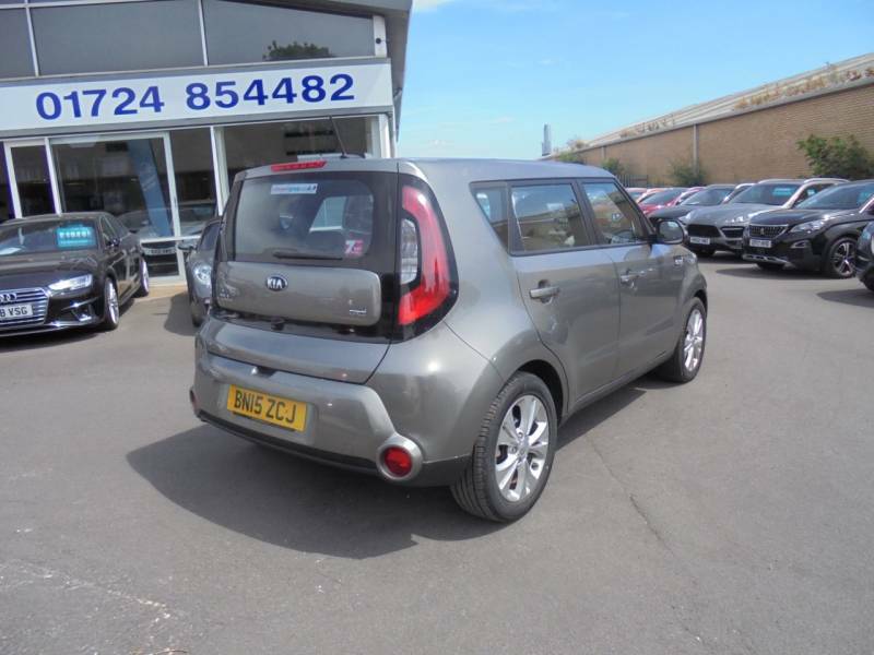 Kia Soul 1.6 Crdi Connect Silver #3