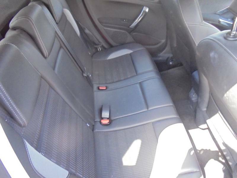 Peugeot 2008 Suv 1.2 Puretech Allure Etg Euro 6 Ss 2015 Black #8
