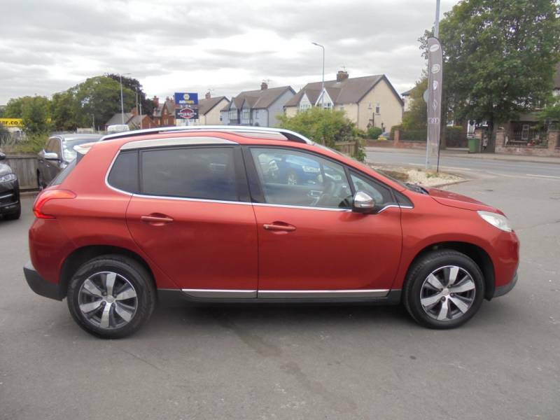 Peugeot 2008 1.6 E-hdi Allure - 2015 15 Red #4