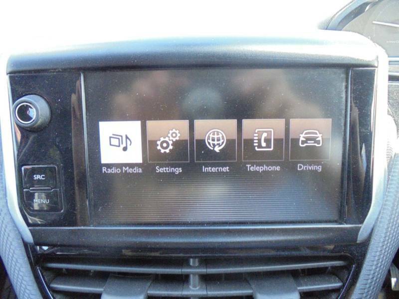 Peugeot 2008 Suv 1.2 Puretech Allure Etg Euro 6 Ss 2015 Black #10