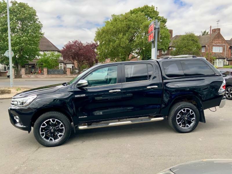 Toyota HILUX Invincible X Dcab Pick Up 2.4 D-4d - 2017 67 Black #6