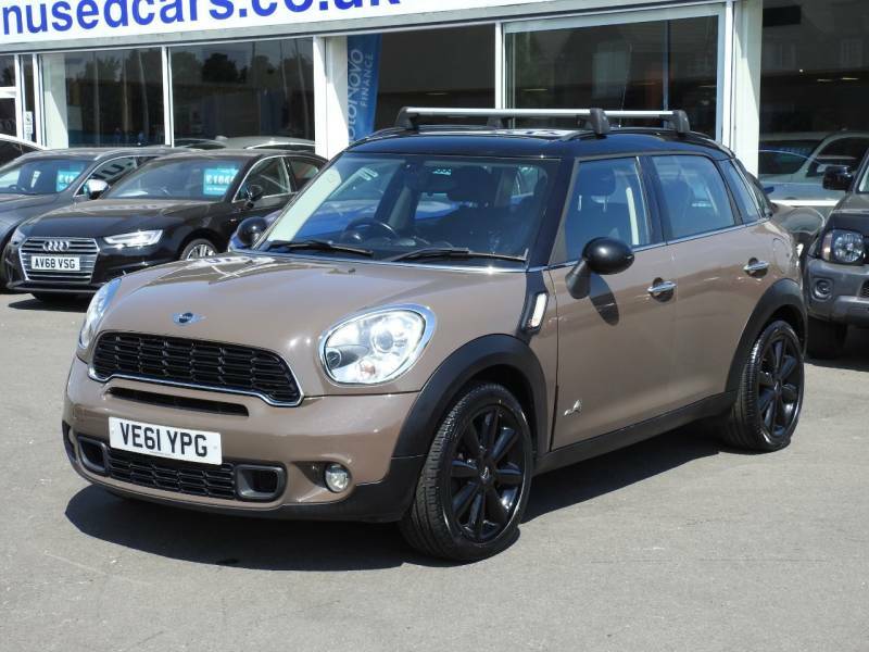 Mini Countryman 2.0 Cooper S D All4 Brown #2