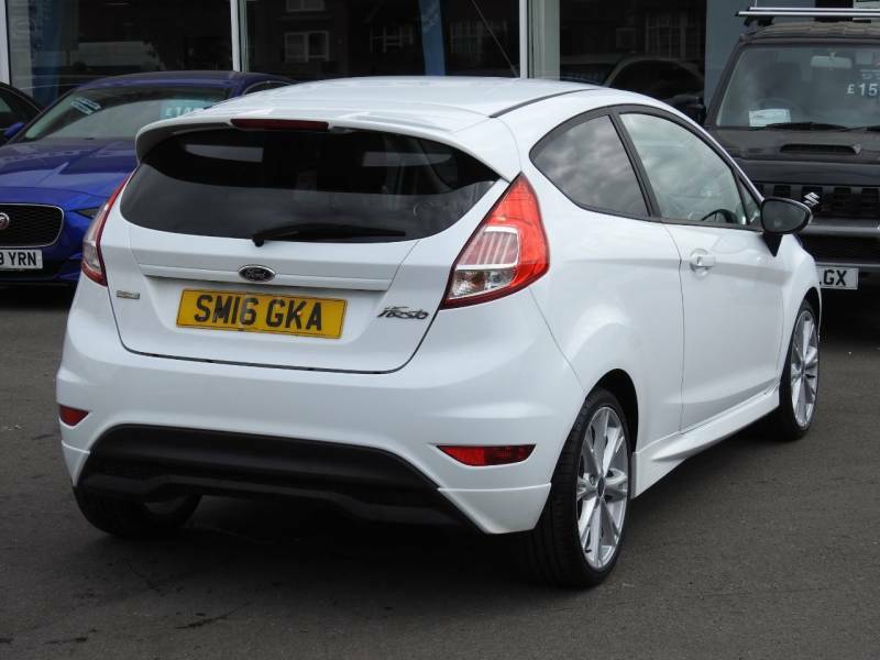 Ford Fiesta 1.0 Ecoboost 140 Zetec S White #2