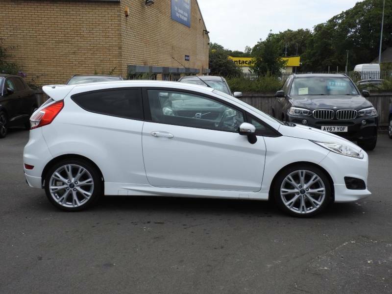 Ford Fiesta 1.0 Ecoboost 140 Zetec S White