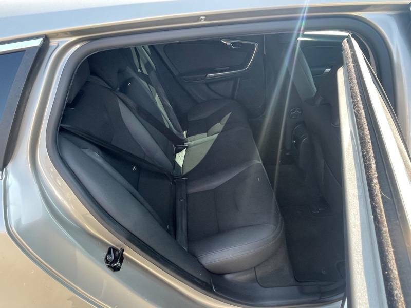 Volvo V60 D3 Se Lux Black #10