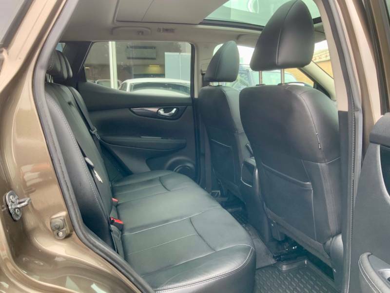 Nissan Qashqai 1.6 Dig-t Tekna Red #10