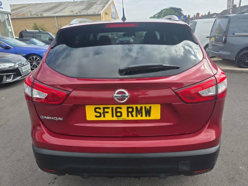 Nissan Qashqai 1.5 Dci Tekna Red #4
