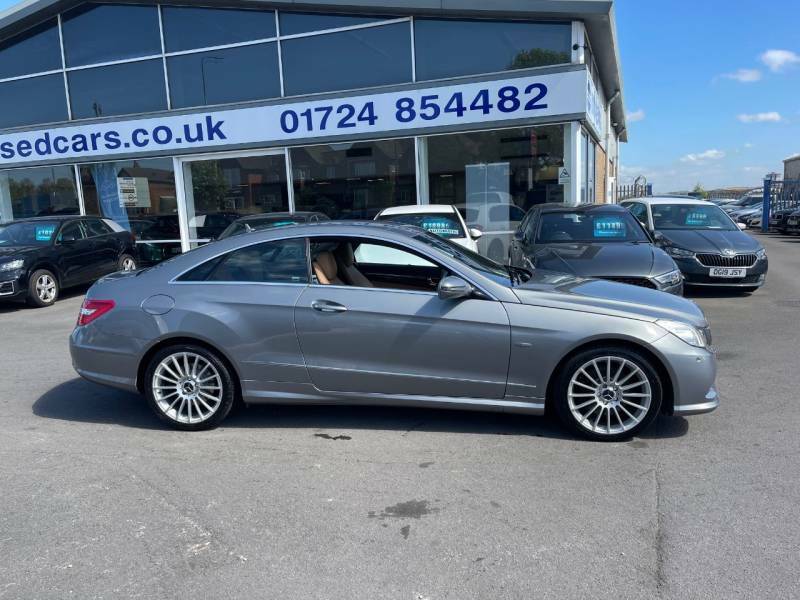 Mercedes-Benz E Class E250 Cdi Blueefficiency Sport 2-Door Black #7