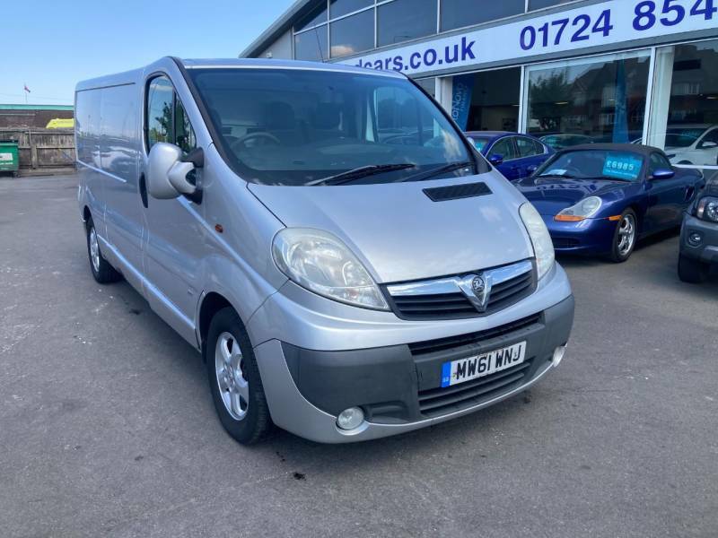 Vauxhall Vivaro 2.0Cdti 115Ps Sportive Van 2.9T Silver #2