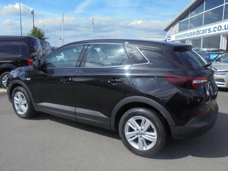 Vauxhall Grandland X 1.5 Turbo D Se 6 Speed - 2019 19 DP19FKH Black #2