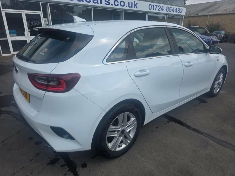 Kia Ceed 1.6 Crdi Isg 2 Nav White #3