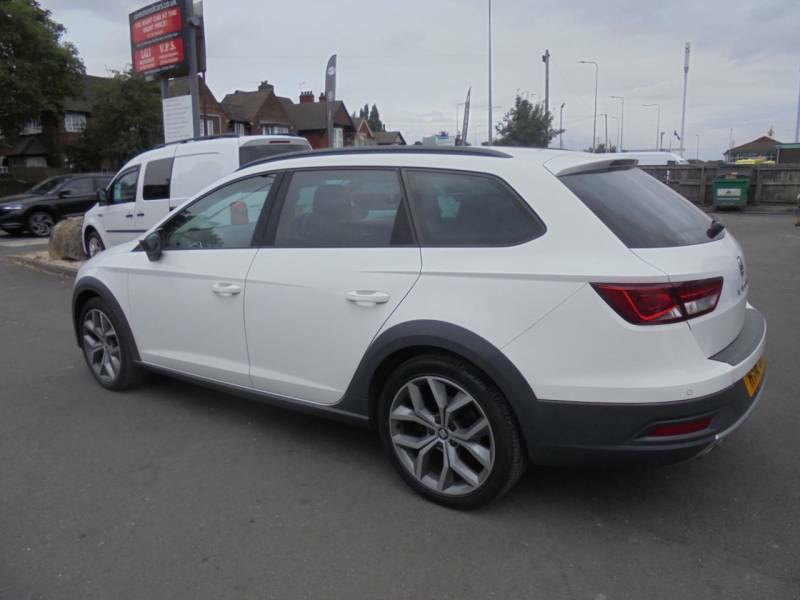 Seat Leon 2.0 Tdi Se Technology White #3