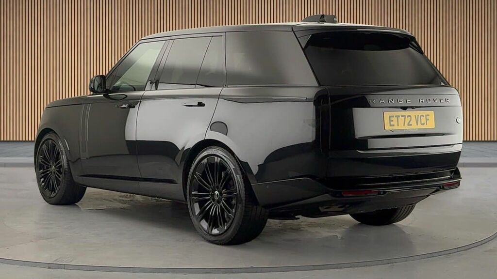 Land Rover Range Rover 4.4 P530 V8 Suv 4Wd ET72VCF Black #2