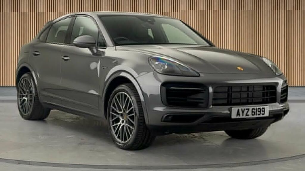Porsche Cayenne 3.0 V6 E-hybrid 17.9Kwh Coupe Plug-in H AYZ6199 Grey