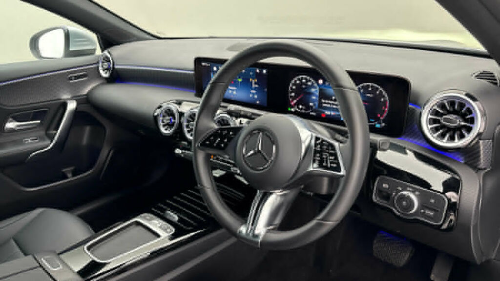 Mercedes-Benz A Class 1.3 A180h Mhev Sport Executive Hatchback Pet AG25AJB Silver #5