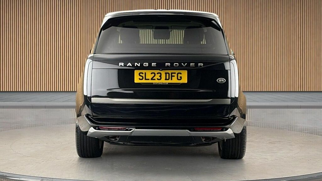 Land Rover Range Rover 3.0 P440e 38.2Kwh Se Suv Plug-in Hybrid Black #4
