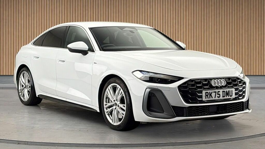 Audi A5 2.0 E-hybrid 25.9Kwh S Line Saloon Plug White