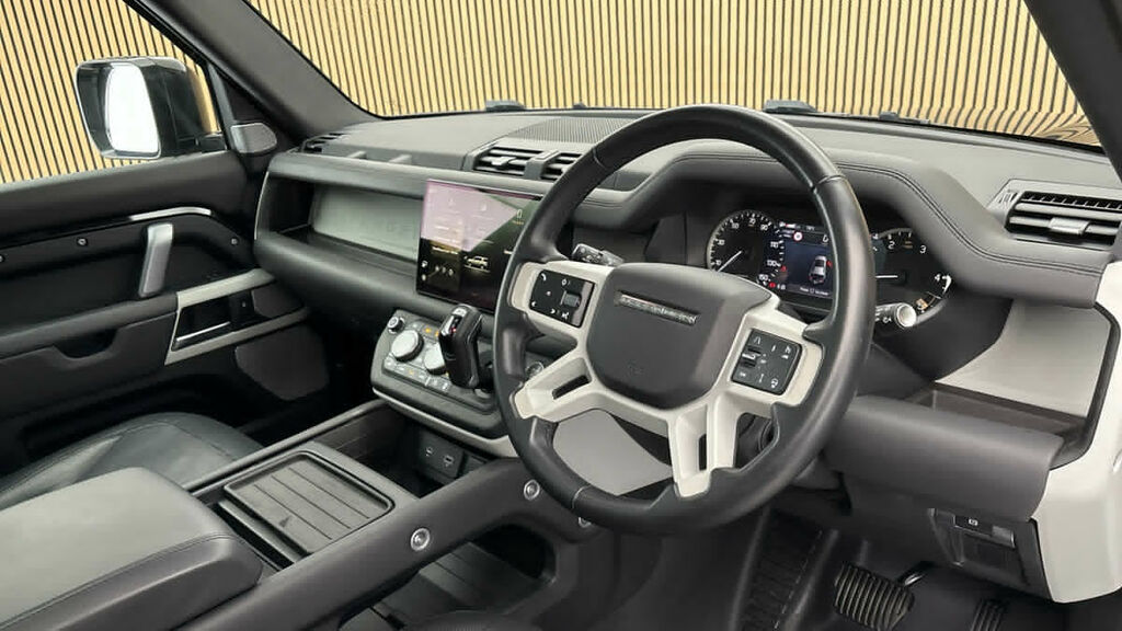 Land Rover Defender 130 3.0 D300 Mhev X-dynamic Hse Suv 4W Black #5