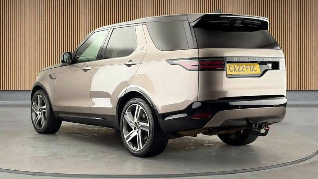 Land Rover Discovery 3.0 D300 Mhev R-dynamic Hse Suv 4W CA22FDC Brown #2