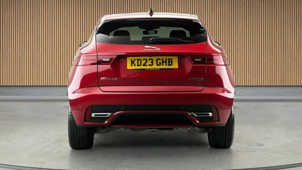 Jaguar E-Pace 1.5 P300e 11.5Kwh R-dynamic Se Suv Plug Red #4