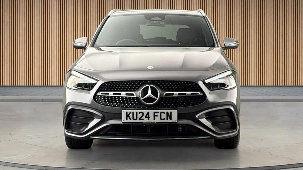 Mercedes-Benz GLA Class 2.0 Gla220d Amg Line Executive Suv 8G Grey #3